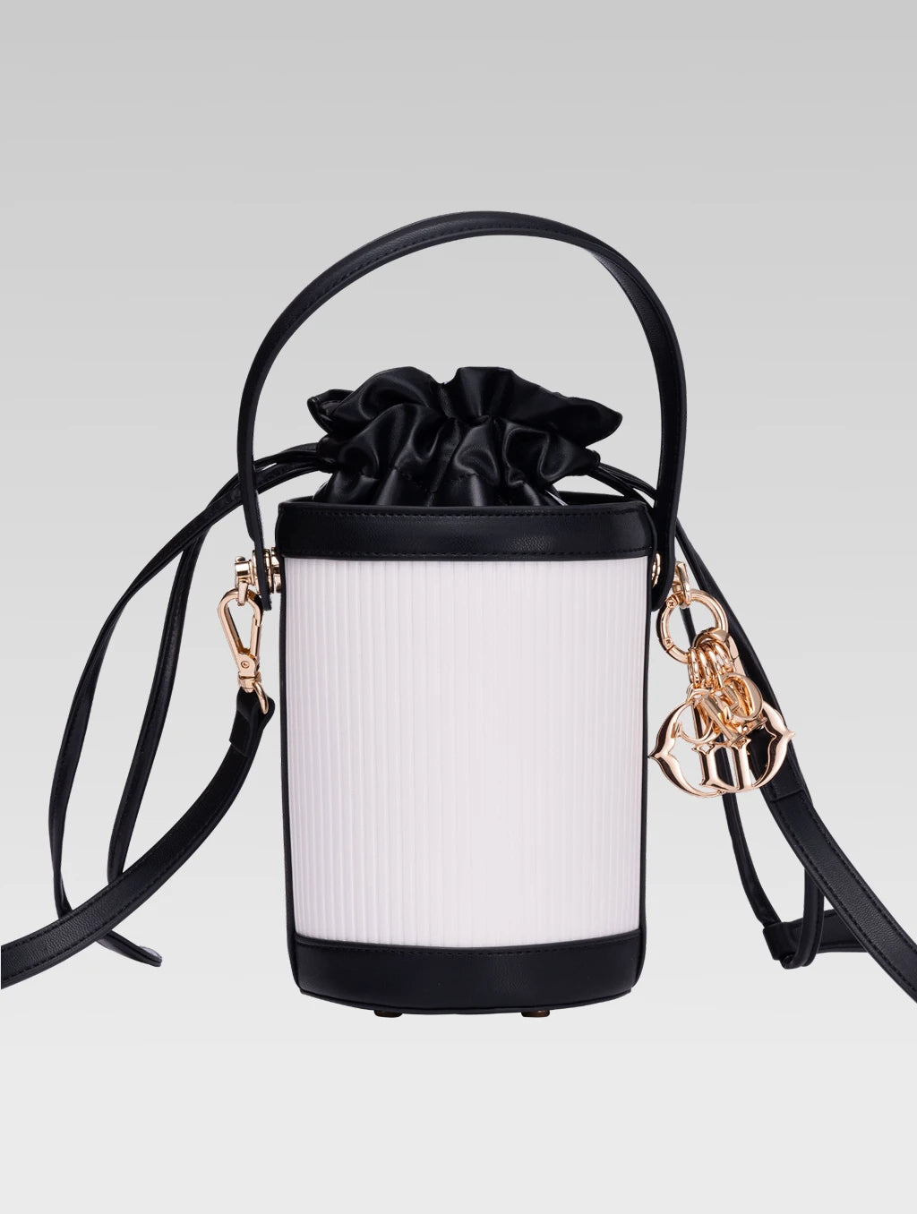Back view of blaise bucket bag in black color